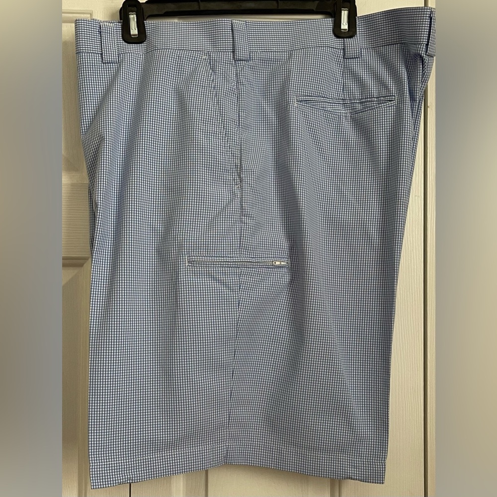 Pro Tour Men’s Flat Front Blue & White Check Shorts 42 W Inseam 10” Barely Worn